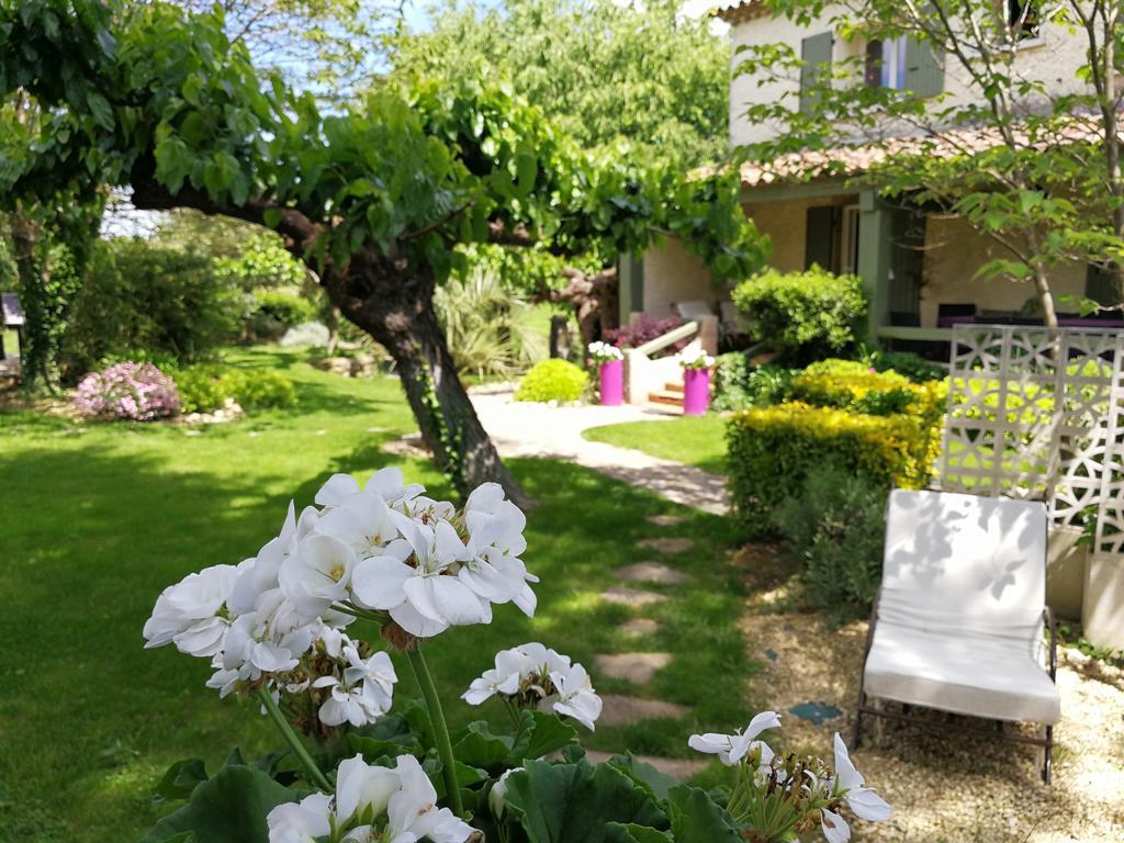 La Bastide Des Muriers Deaux Экстерьер фото